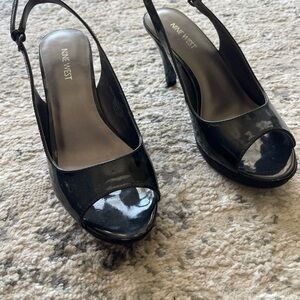 Nine West sling back patent leather heels